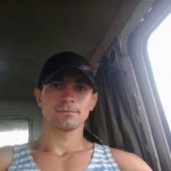 Молодой парень познакомиться с опытной дамой для секса в Хабаровске Молодой парень познакомиться с опытной дамой для секса в Хабаровске