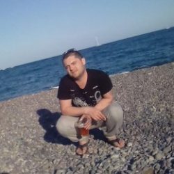 Спортивный парень ищет отличный секс с девушкой в Хабаровске Спортивный парень ищет отличный секс с девушкой в Хабаровске