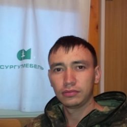 Молодой парень ищет девушку (двух) для страстного секса в Хабаровске Молодой парень ищет девушку (двух) для страстного секса в Хабаровске